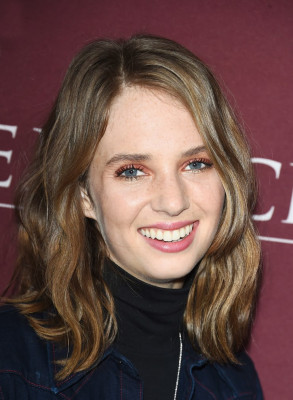 Maya Thurman Hawke pic #1209989