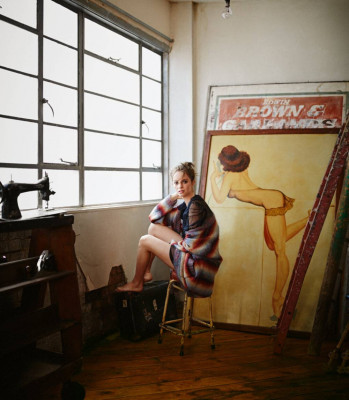 Maya Thurman Hawke pic #1209969