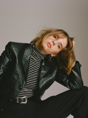 Maya Thurman Hawke pic #1209971