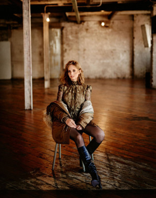 Maya Thurman Hawke pic #1209963