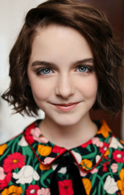 Mckenna Grace – KidFash Magazine April 2019 Issue