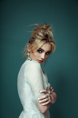 Meg Donnelly - Samantha Annis photoshoot - January 2018