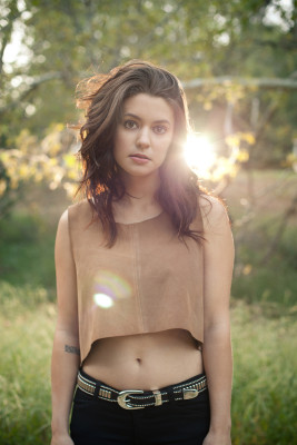 Meg Myers pic #808592