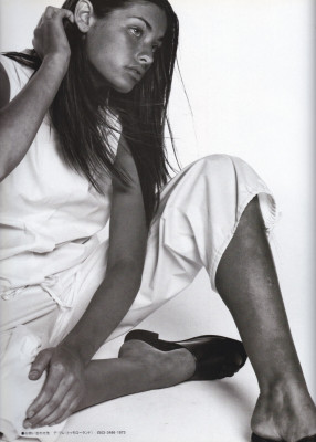 Megan Ewing ~ Elle Japon June 1999 by Kei Ogata