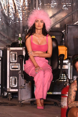 Megan Fox – Photoshoot 04/12/2022