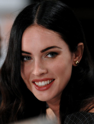 Megan Fox pic #783105