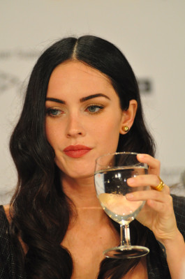 Megan Fox pic #462211