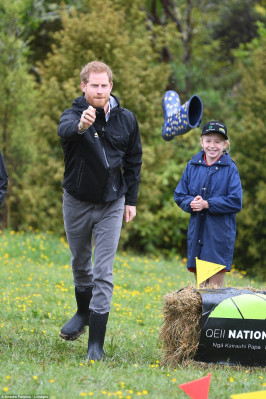 photo 25 in Meghan Markle gallery [id1120150] 2018-11-23 00:00:00