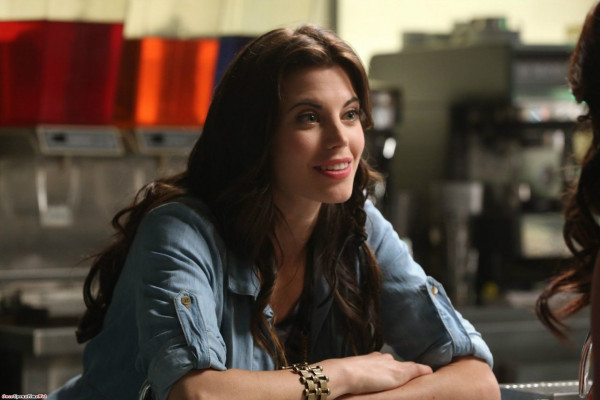 Meghan Ory  pic #906122