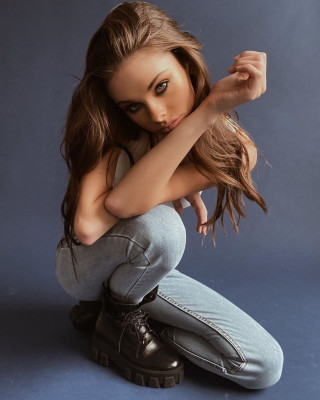 Meika Woollard – By.Dyln June 2020 Campaign (more photos)