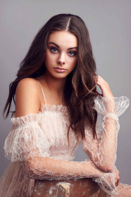 Meika Woollard pic #1097494
