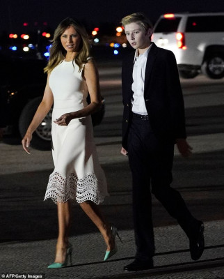Melania Trump pic #1195112