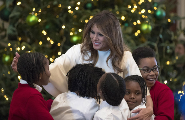 photo 5 in Melania Trump gallery [id1017873] 2017-12-04 00:00:00