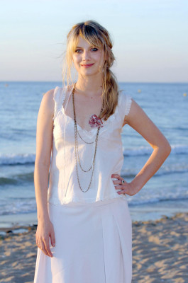 Melanie Laurent pic #428493
