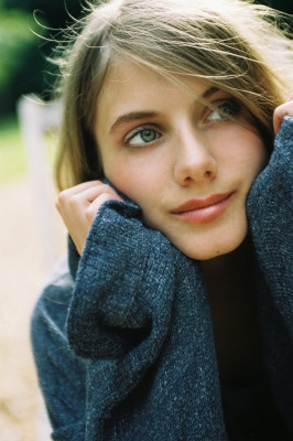 Melanie Laurent pic #424345