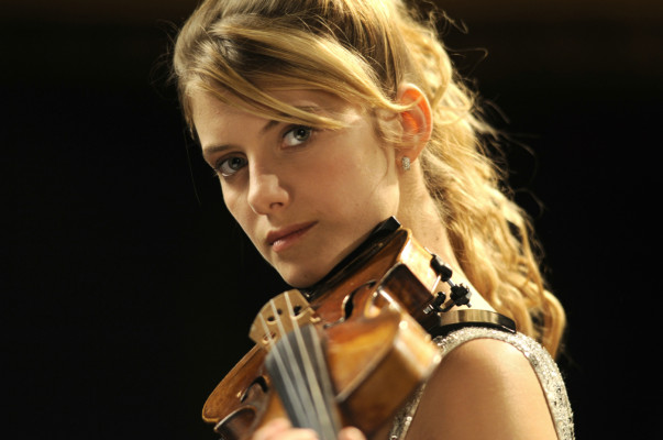 Melanie Laurent pic #428990