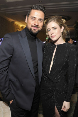 Melissa Roxburgh – 2019 Mercedes-Benz USA Awards Viewing Party