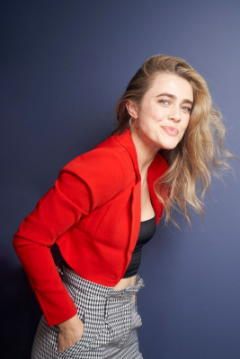 Melissa Roxburgh – New York Comic Con 2019 Portraits