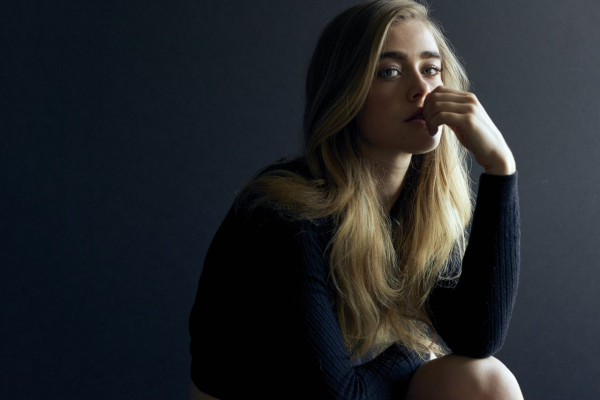 Melissa Roxburgh Photoshoot, September 2018