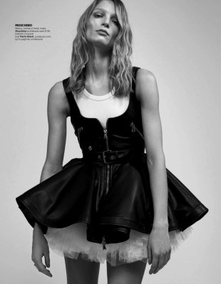 Melissa Tammerijn for Harpers Bazaar Romania March 2018