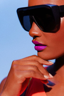 Melodie Monrose by Tom Newton