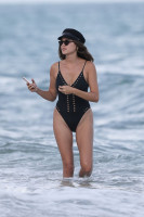 Melody De La Fe pic #1128855