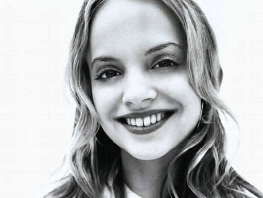 Mena Suvari pic #257770