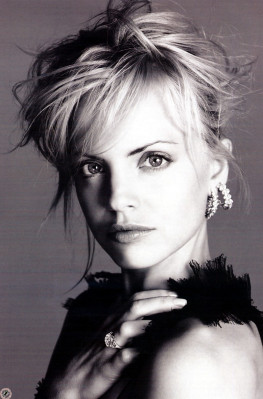 photo 19 in Mena Suvari gallery [id24008] -0001-11-30 00:00:00