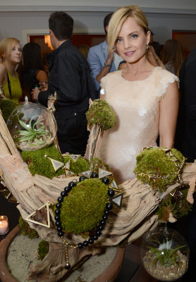 Mena Suvari pic #524201