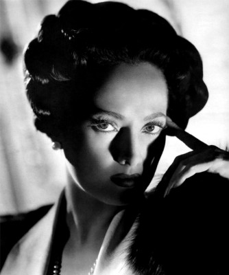 Merle Oberon pic #270393
