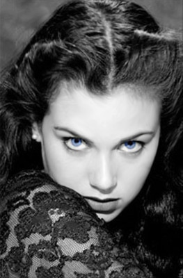 Mia Kirshner pic #51856