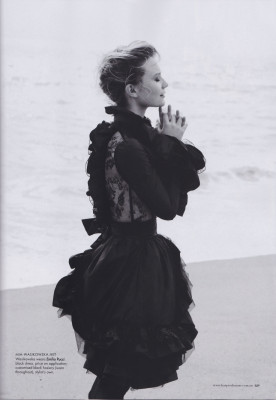 Mia Wasikowska pic #408404