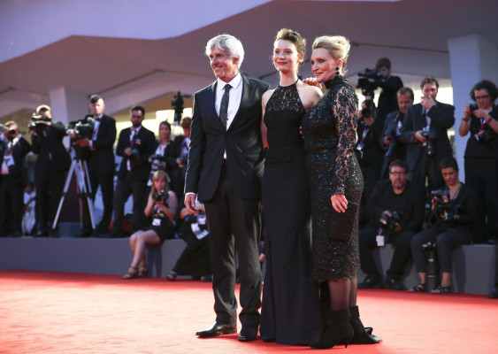 Mia Wasikowska pic #662051