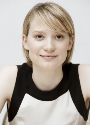 photo 8 in Mia Wasikowska gallery [id606242] 2013-02-17 00:00:00