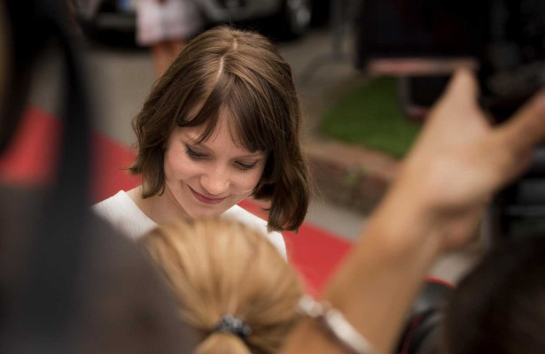 Mia Wasikowska pic #662048