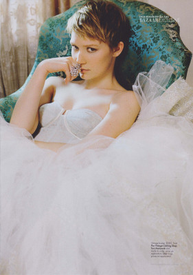 Mia Wasikowska pic #276968