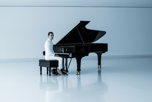 Michael Fassbender - Alien: Covenant (2017)