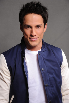 Michael Trevino pic #468651