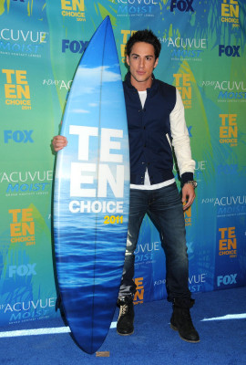 Michael Trevino pic #468653