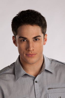 Michael Trevino pic #433094