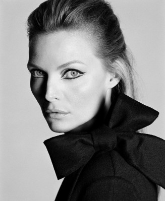 Michelle Pfeiffer pic #238232