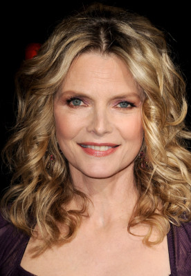 photo 18 in Michelle Pfeiffer gallery [id446434] 2011-12-16 00:00:00