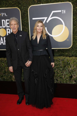 Michelle Pfeiffer – 2018 Golden Globe Awards in Beverly Hills