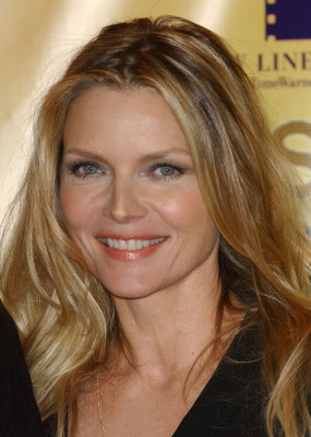 Michelle Pfeiffer pic #79124