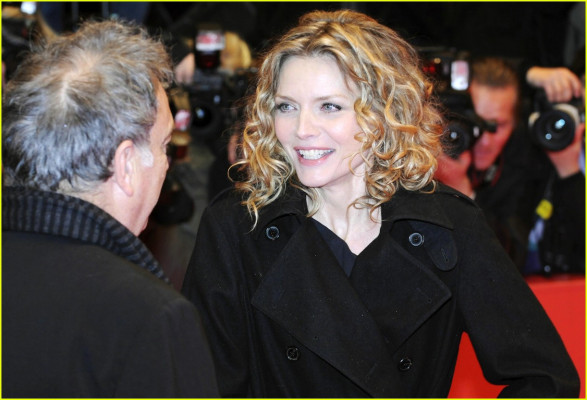photo 27 in Michelle Pfeiffer gallery [id268343] 2010-06-01 00:00:00