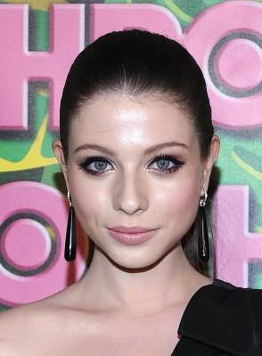 photo 4 in Michelle Trachtenberg gallery [id291228] 2010-08-31 00:00:00