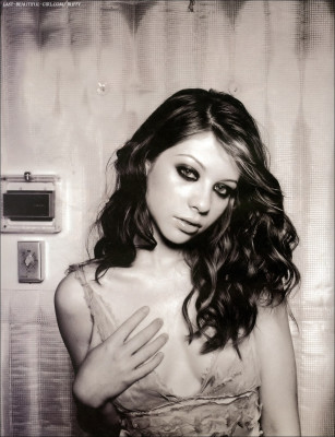 photo 9 in Michelle Trachtenberg gallery [id77749] -0001-11-30 00:00:00