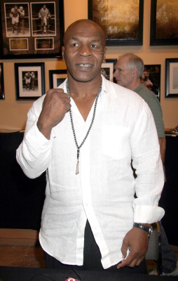 photo 5 in Mike Tyson gallery [id306185] 2010-10-21 00:00:00