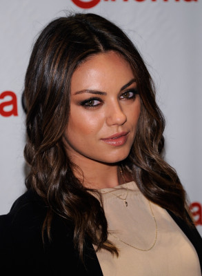 Mila Kunis pic #503350