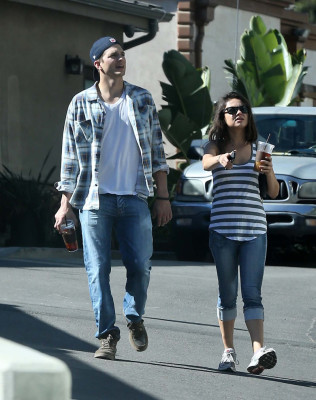 photo 10 in Mila Kunis gallery [id577621] 2012-11-07 00:00:00